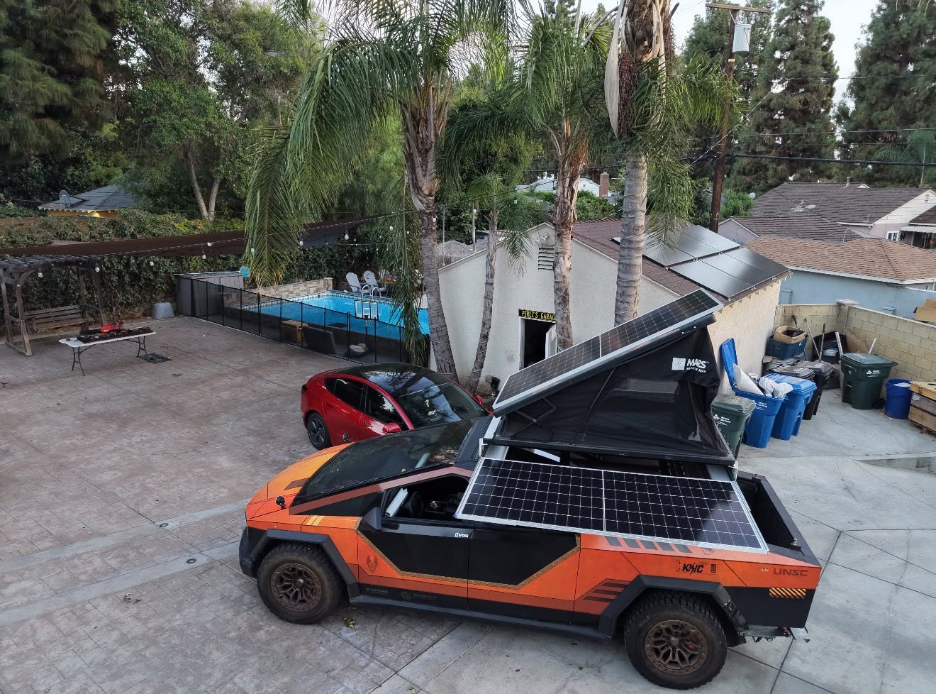 Cybertruck tent with solar